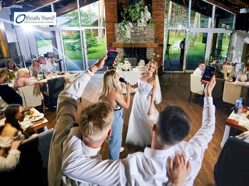 What are the Benefits of a Small Wedding?